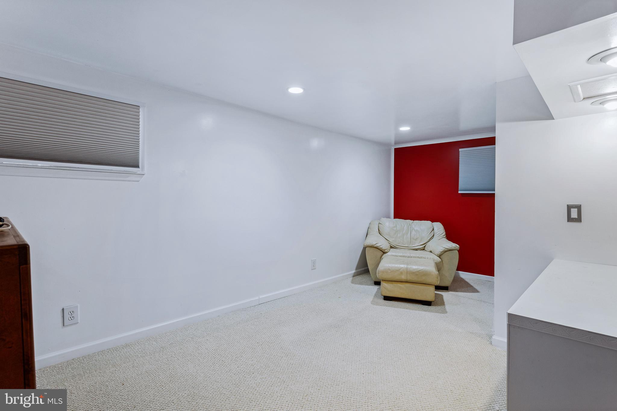 FAIRFAX STATION - Residential