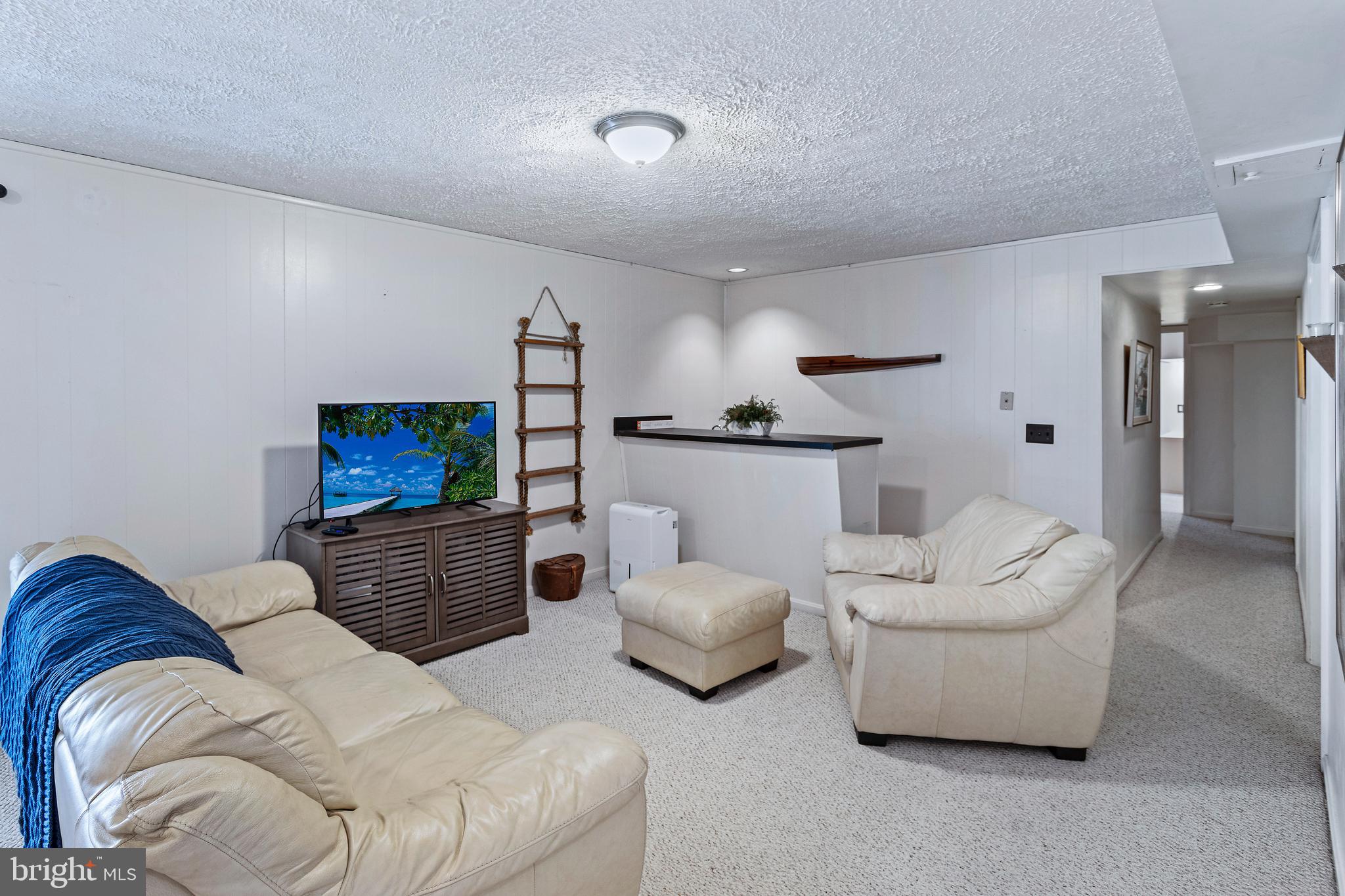 FAIRFAX STATION - Residential