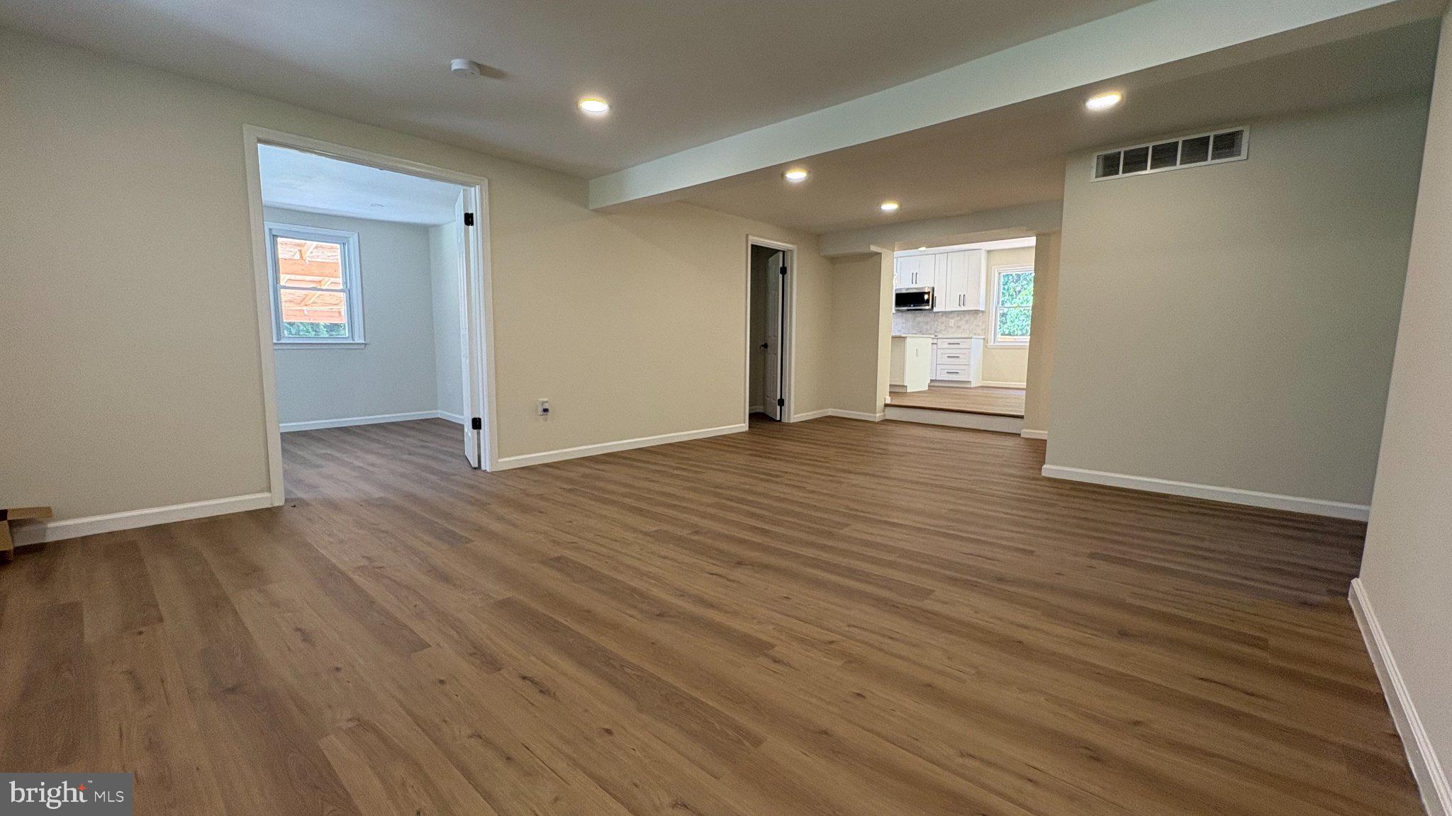 SEVERNA PARK - Residential