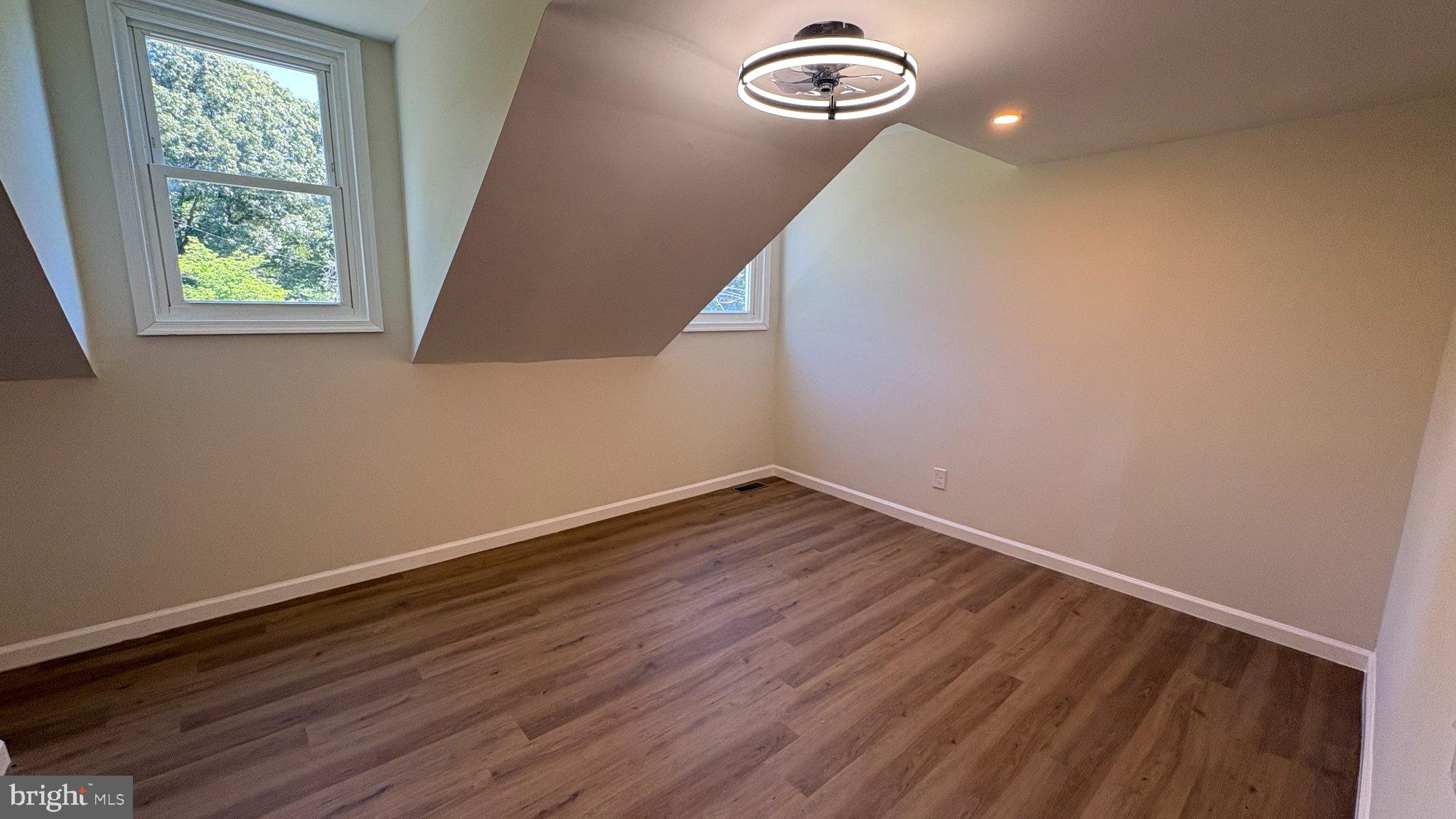 SEVERNA PARK - Residential