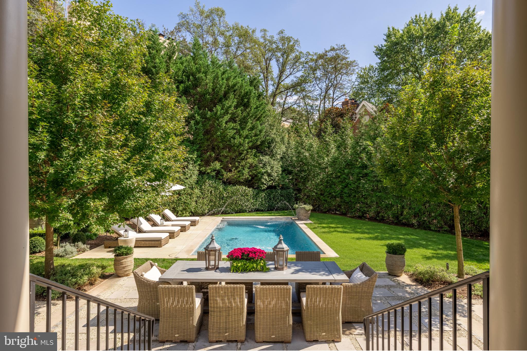 BERKLEY - Residential