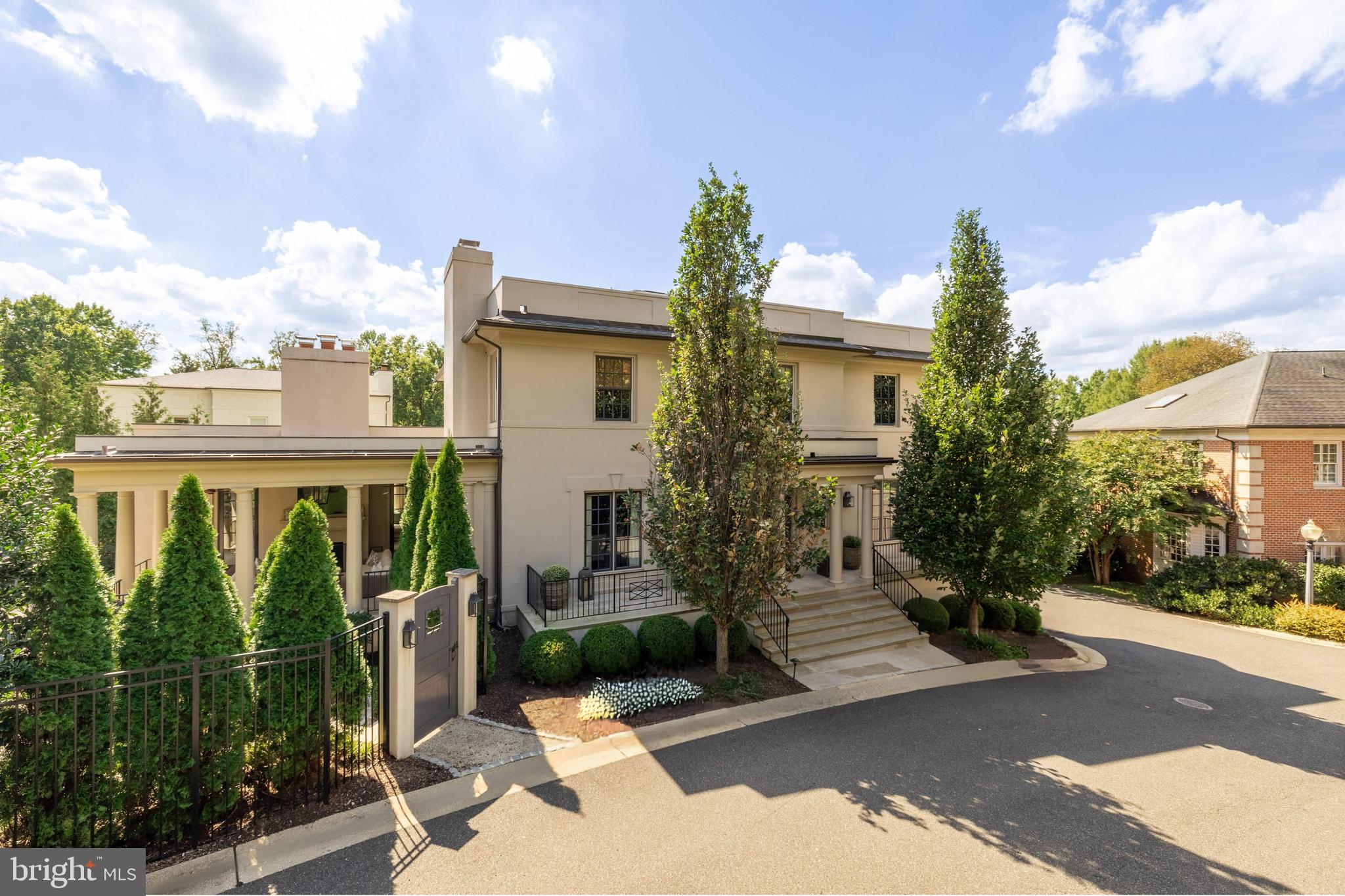 BERKLEY - Residential