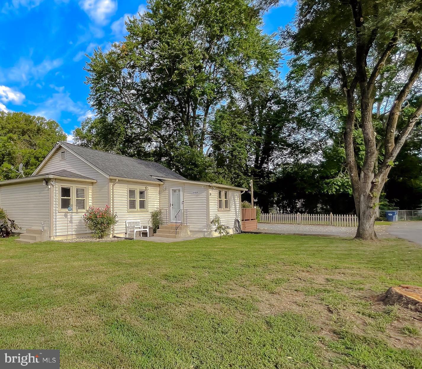 EAGLE HARBOR - Residential