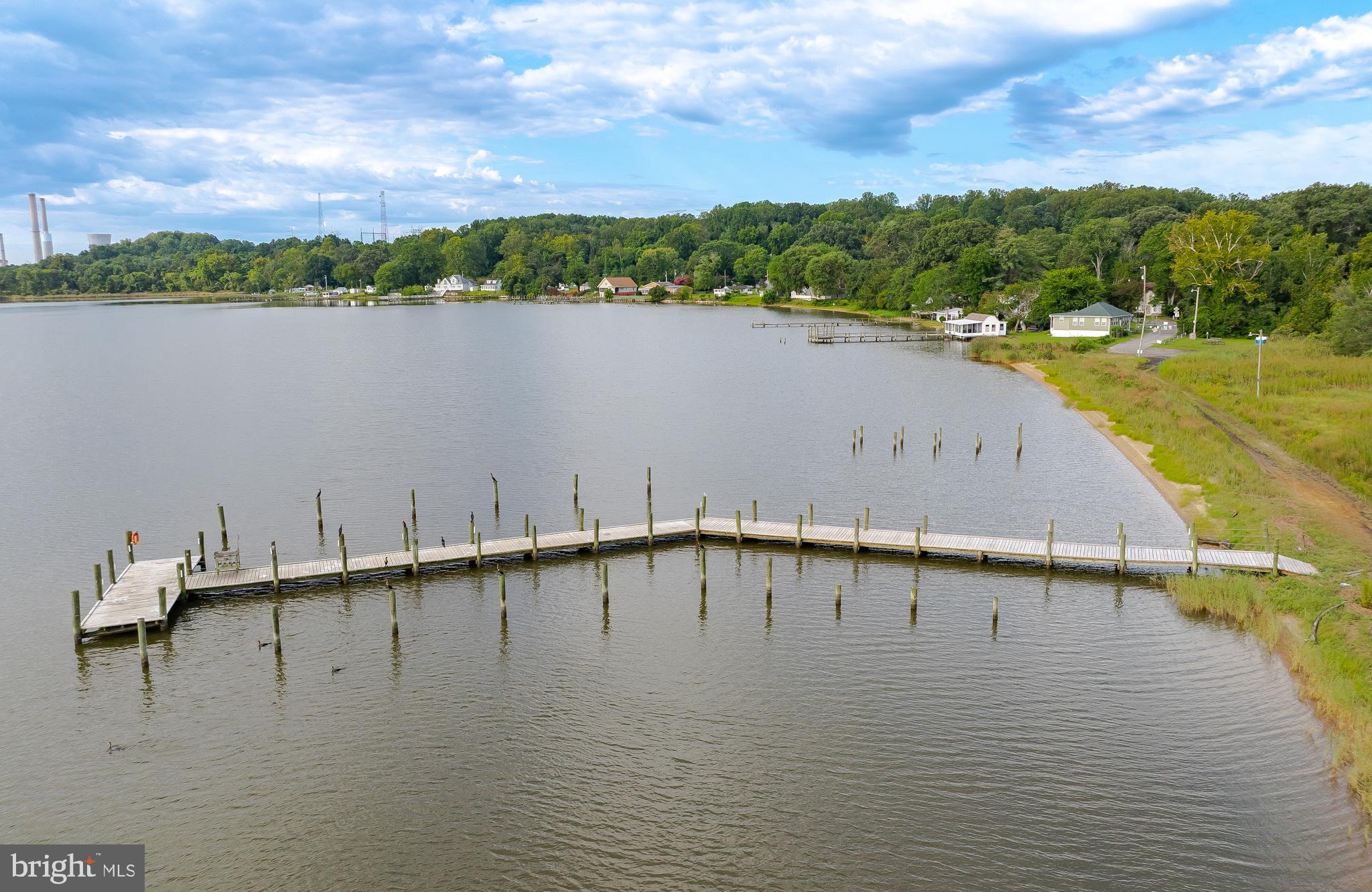 EAGLE HARBOR - Residential
