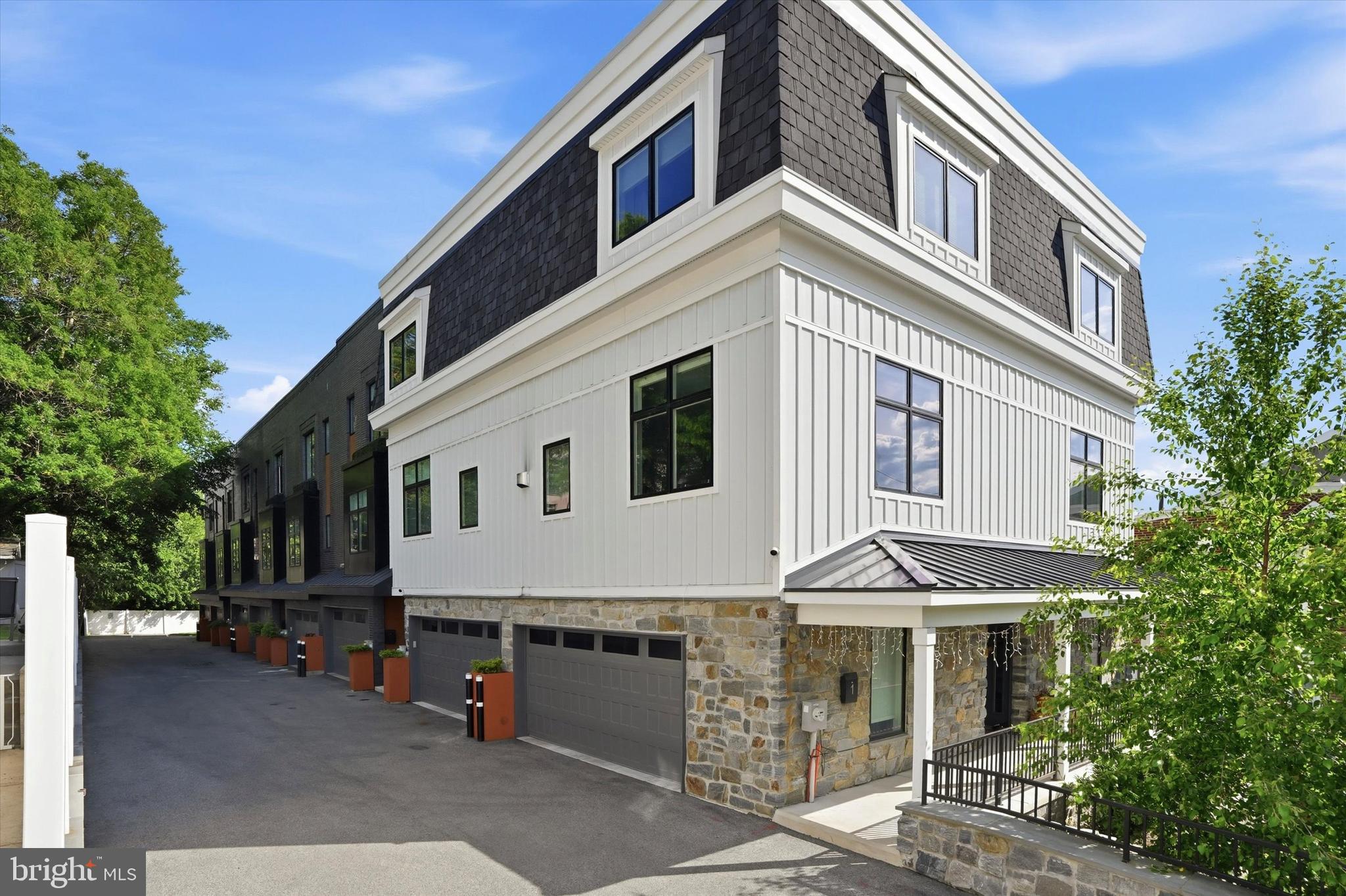 MANAYUNK - Residential
