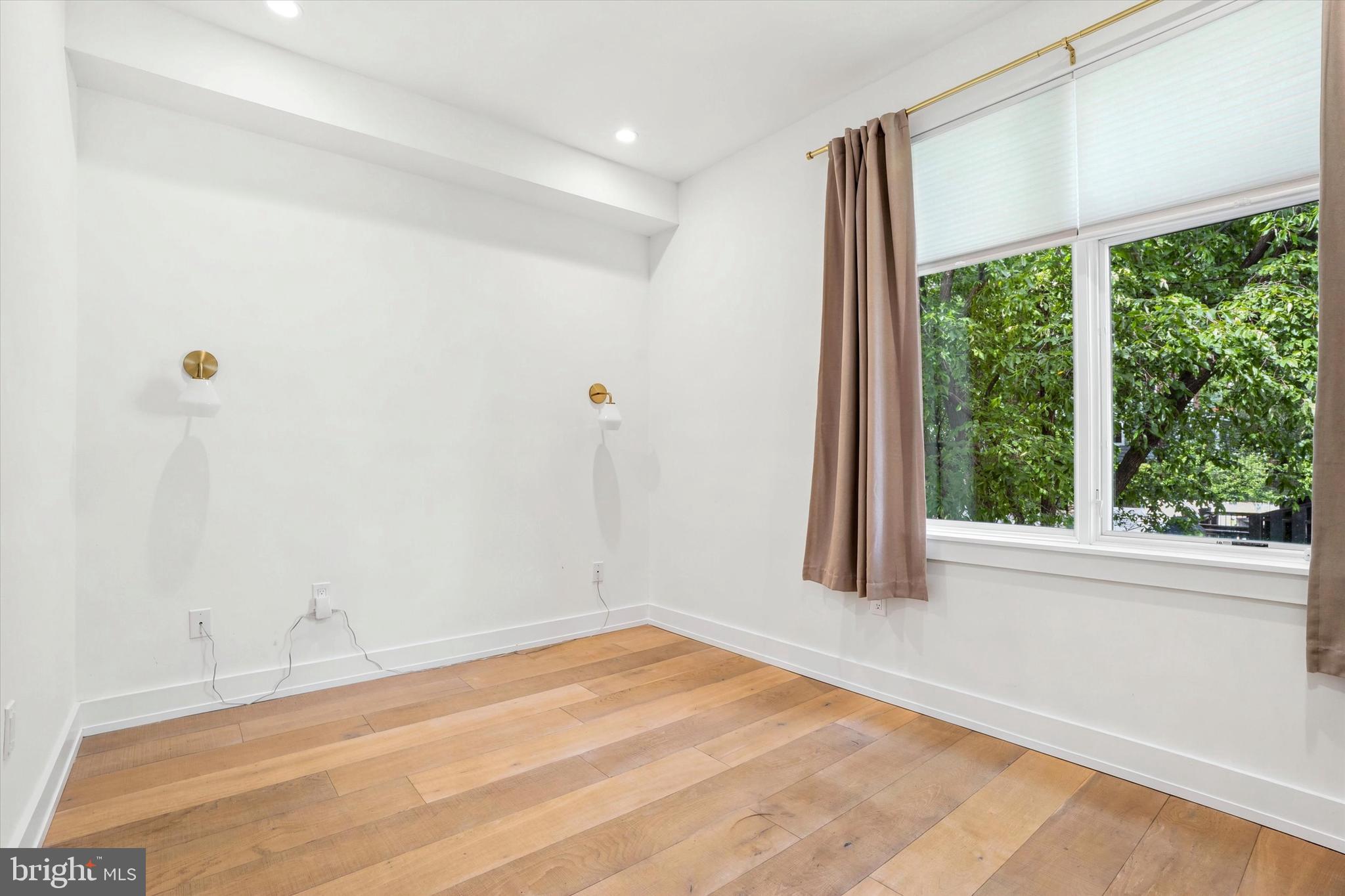 MANAYUNK - Residential