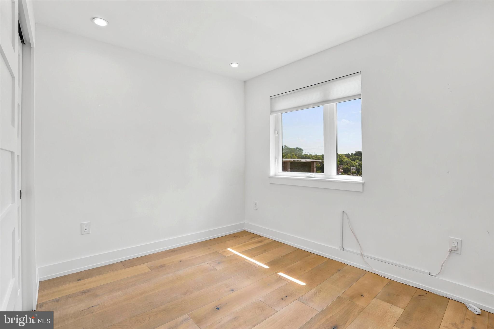 MANAYUNK - Residential