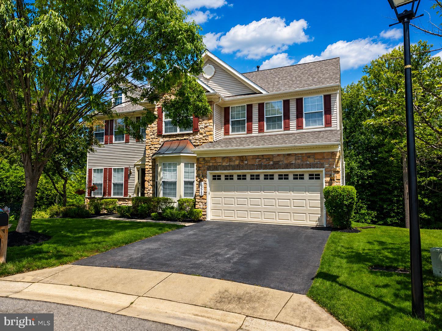 TAYLOR VILLAGE - Residential