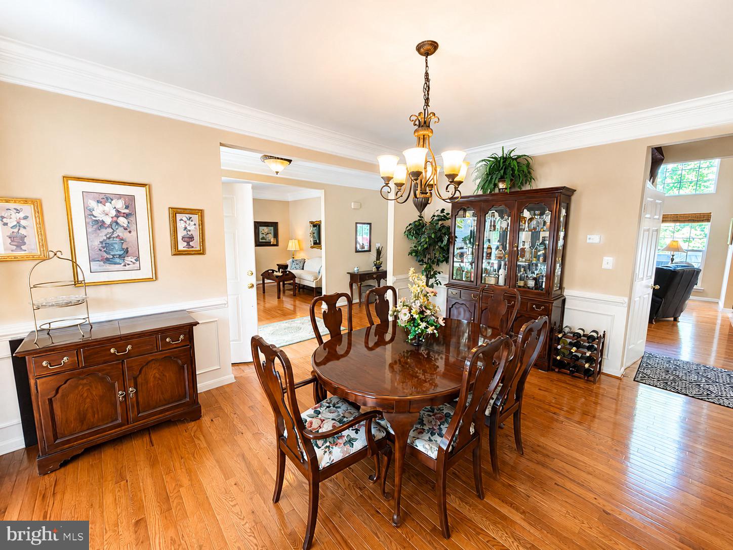 TAYLOR VILLAGE - Residential