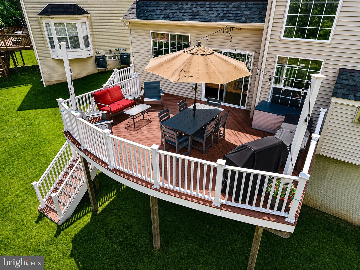 TAYLOR VILLAGE - Residential