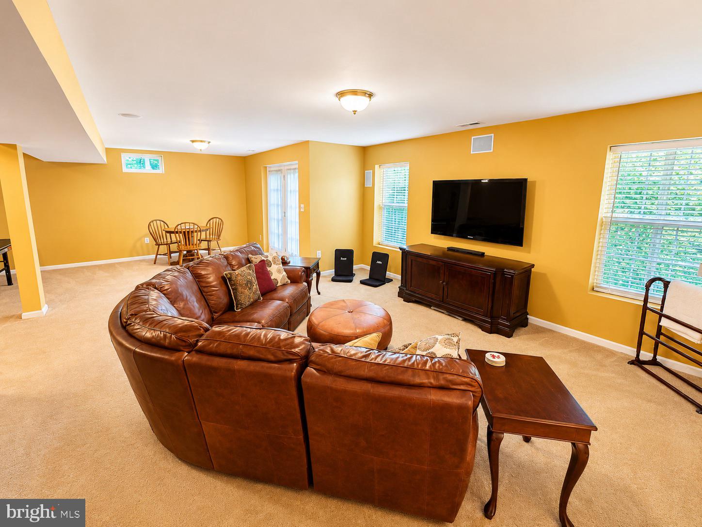 TAYLOR VILLAGE - Residential