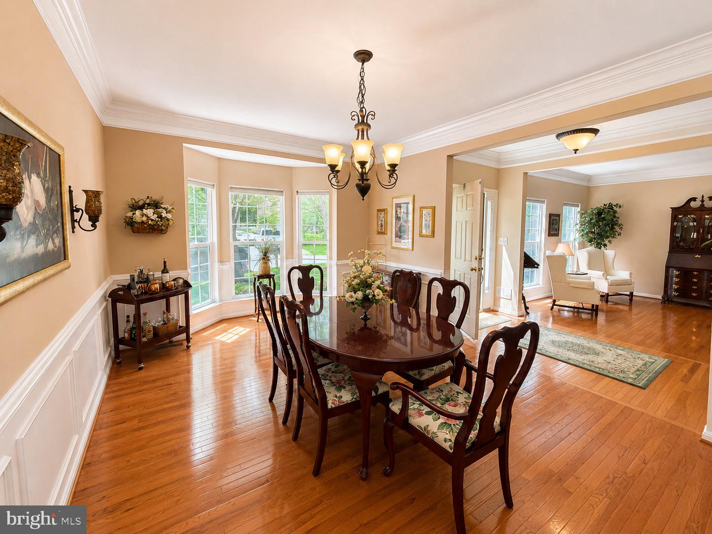 TAYLOR VILLAGE - Residential