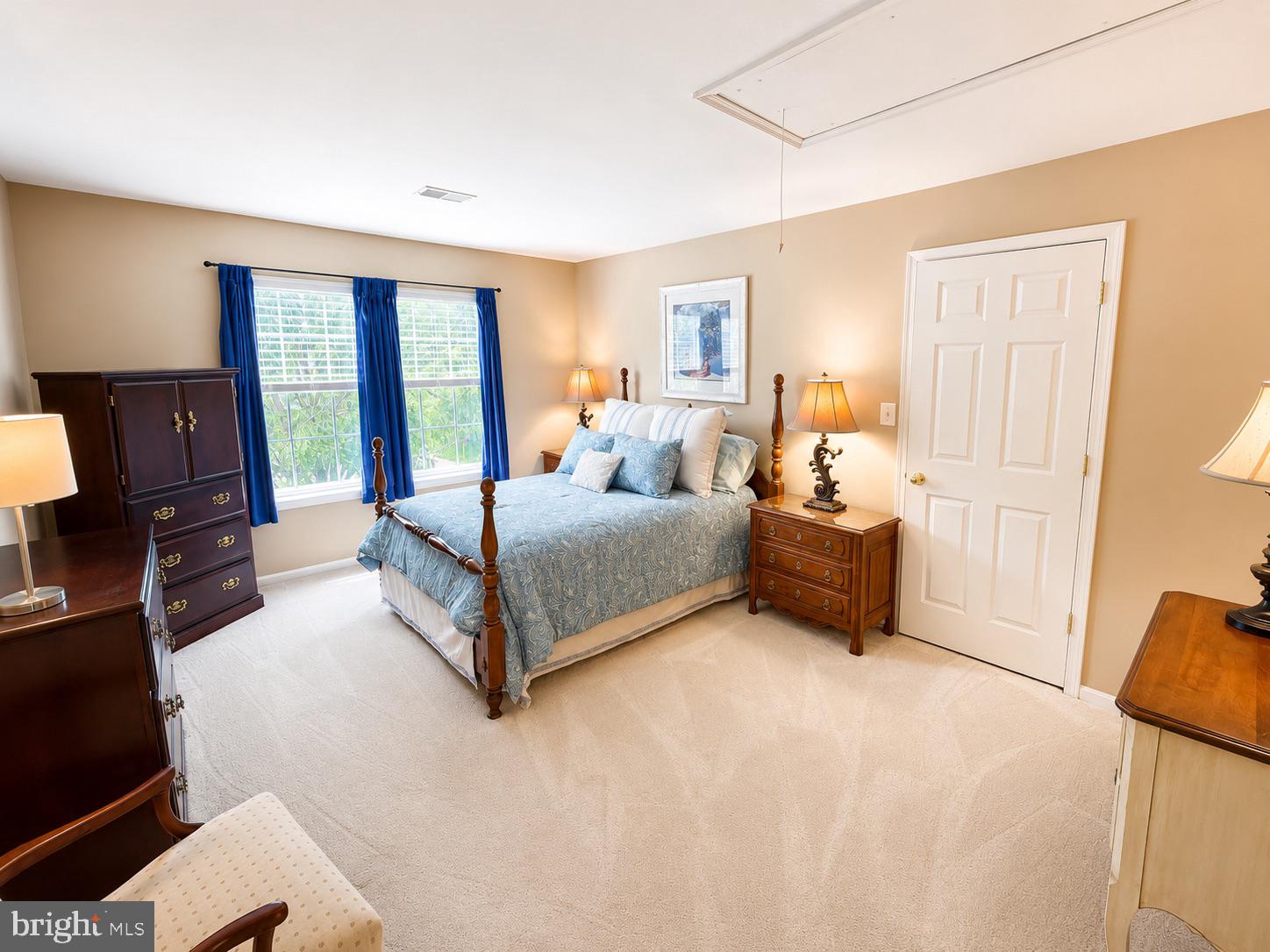TAYLOR VILLAGE - Residential