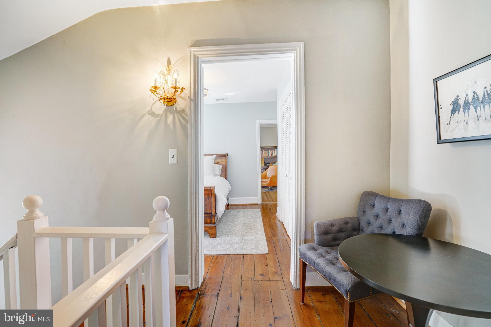 OLD TOWN ALEXANDRIA - Residential