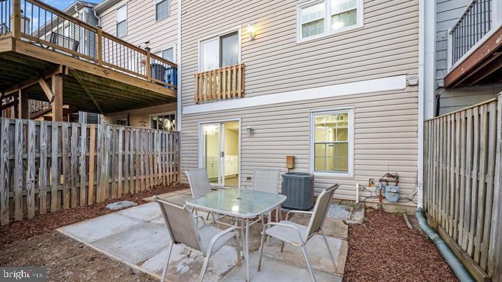 CHURCHILL TOWN SECTOR - Residential Lease
