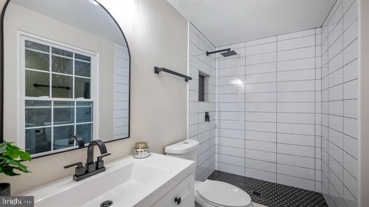 CHURCHILL TOWN SECTOR - Residential Lease