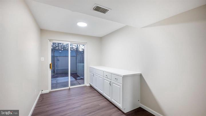 CHURCHILL TOWN SECTOR - Residential Lease