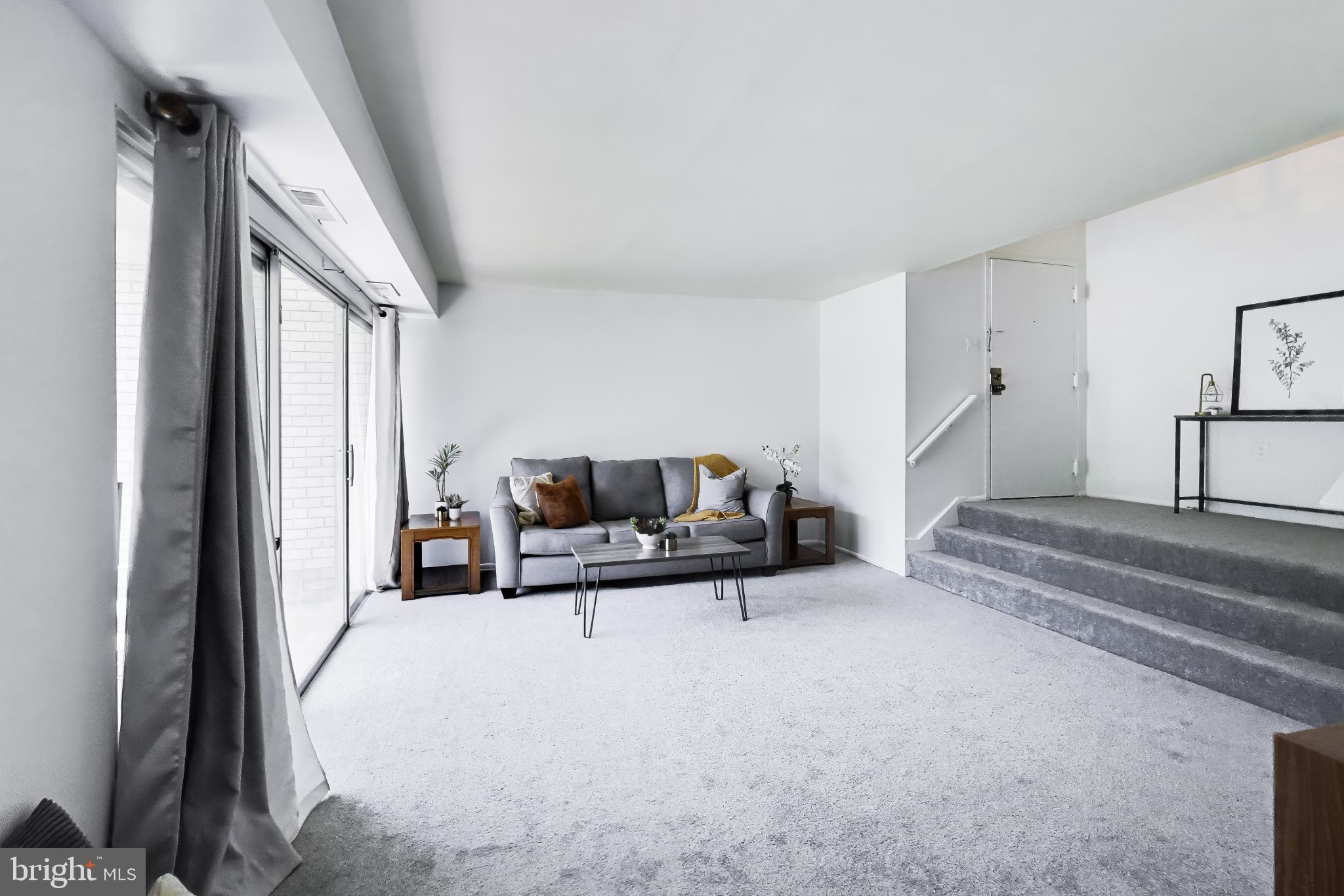 NORTH CREEK VILLAS - Residential