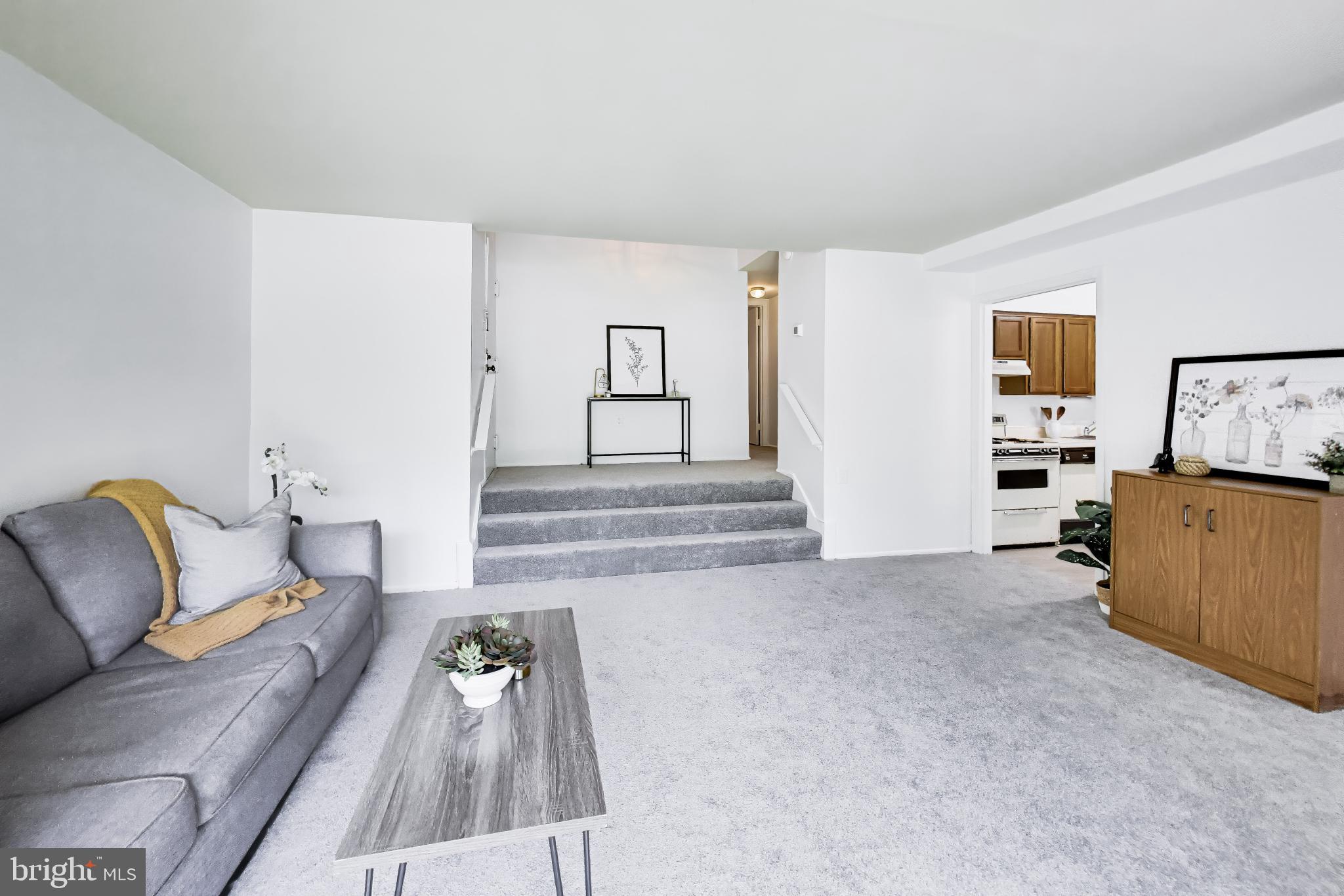 NORTH CREEK VILLAS - Residential