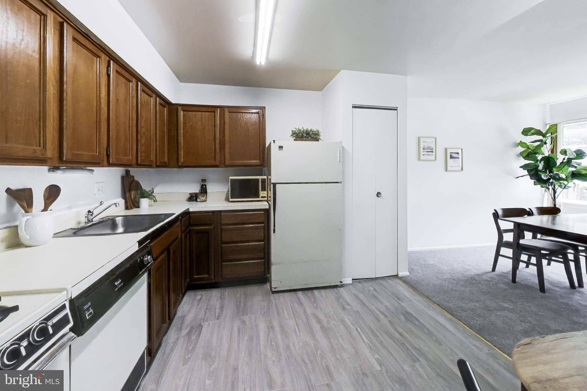 NORTH CREEK VILLAS - Residential