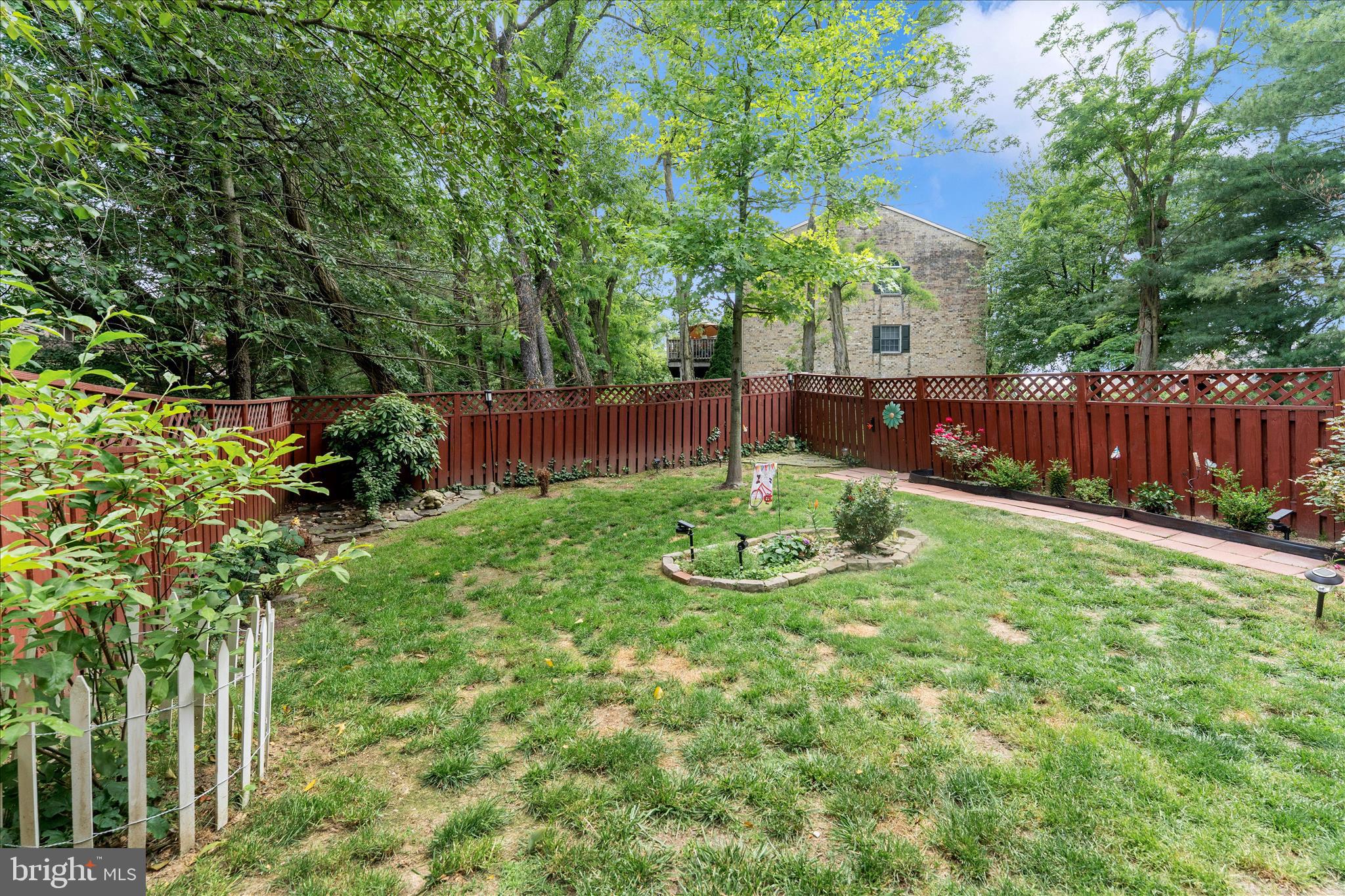 NORTH GATE TOWNE HOMES - Residential