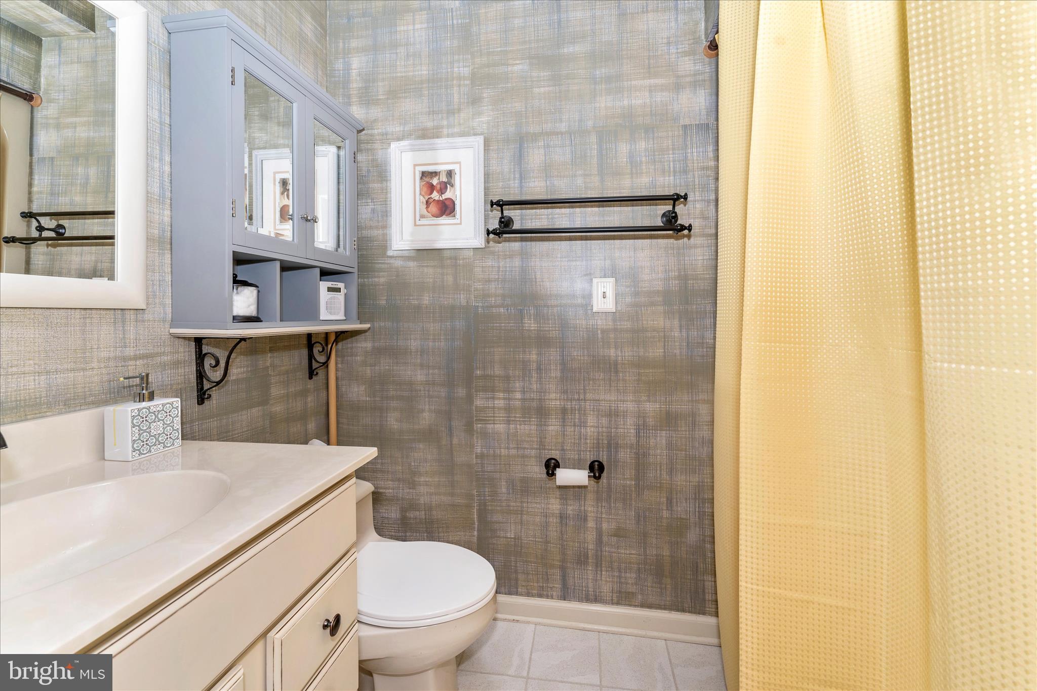 NORTH GATE TOWNE HOMES - Residential
