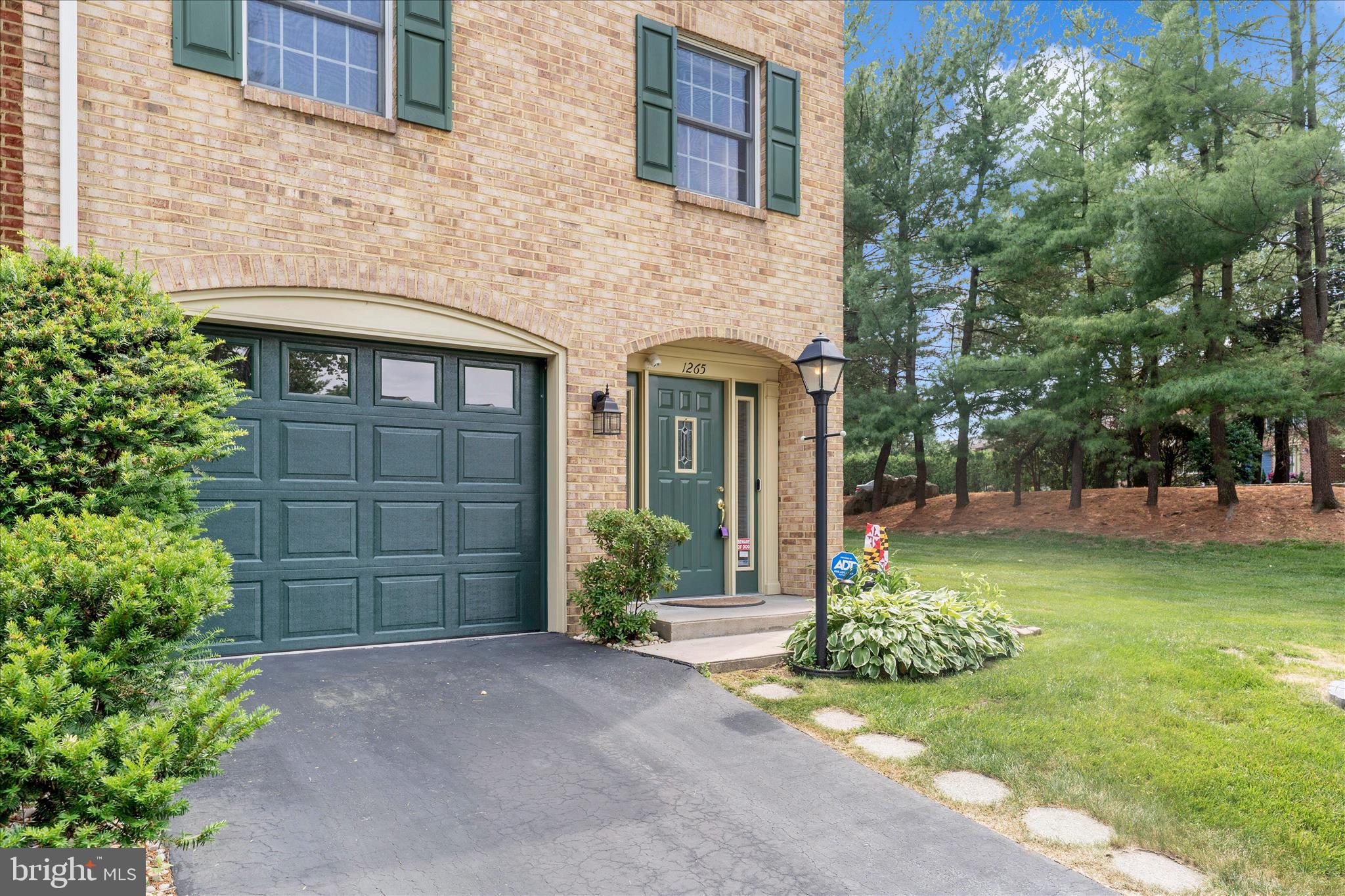 NORTH GATE TOWNE HOMES - Residential