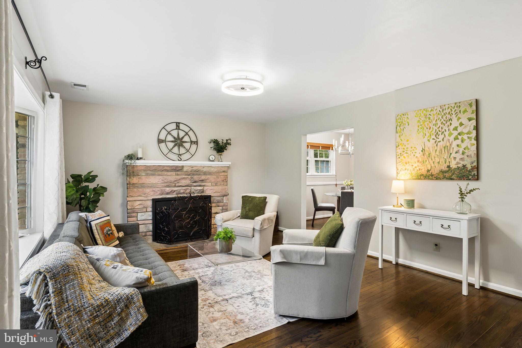 HILLSMERE SHORES - Residential