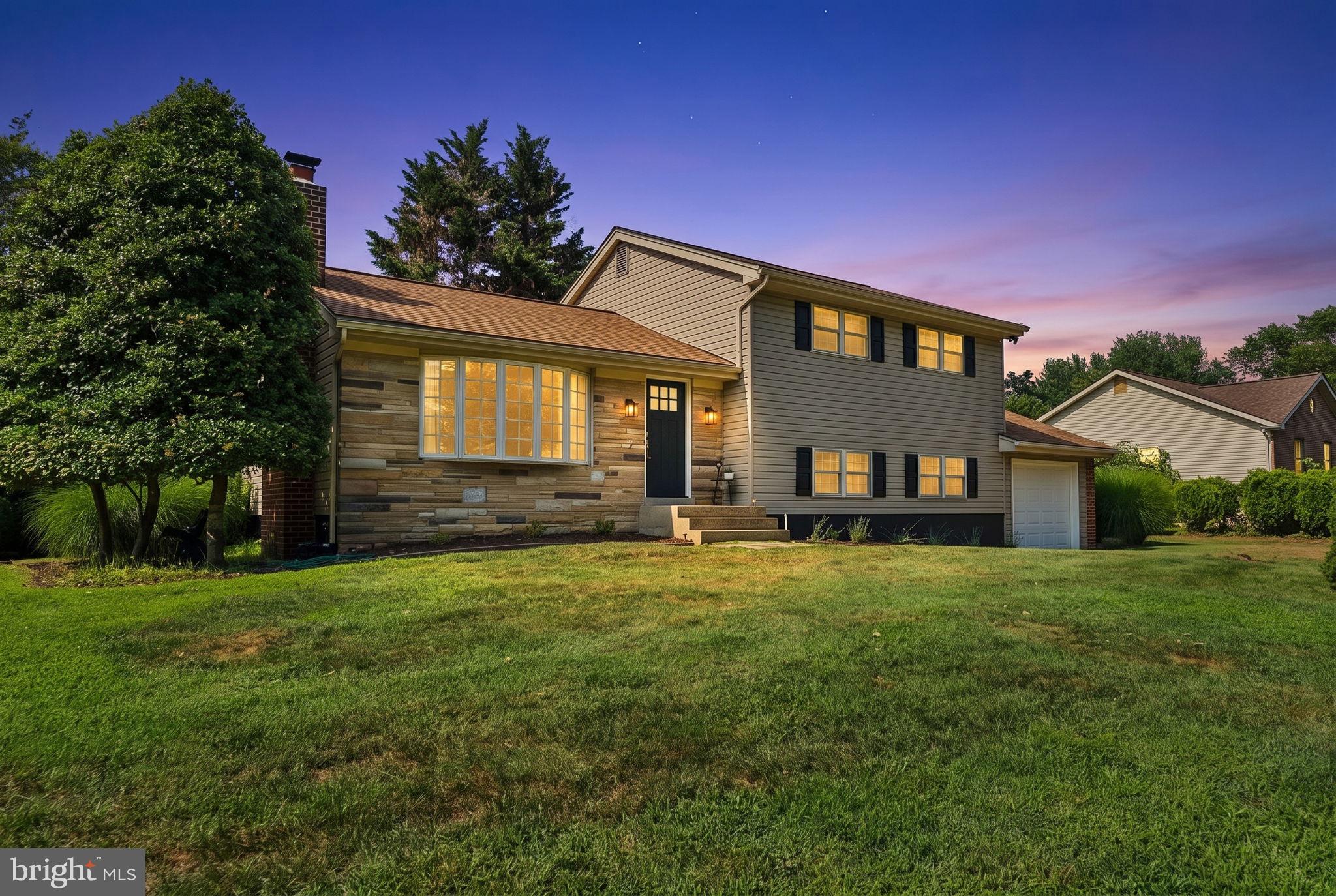 HILLSMERE SHORES - Residential