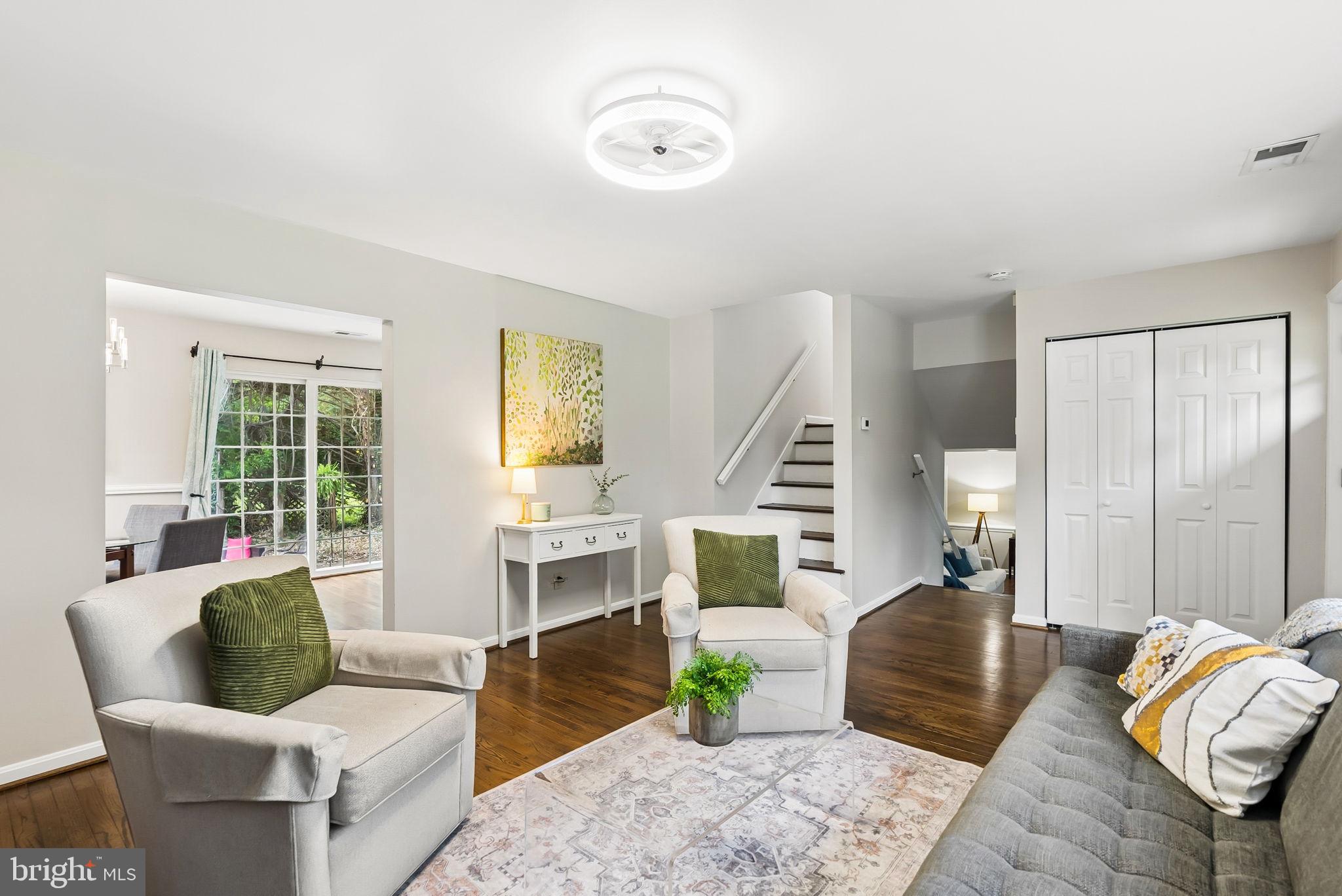 HILLSMERE SHORES - Residential