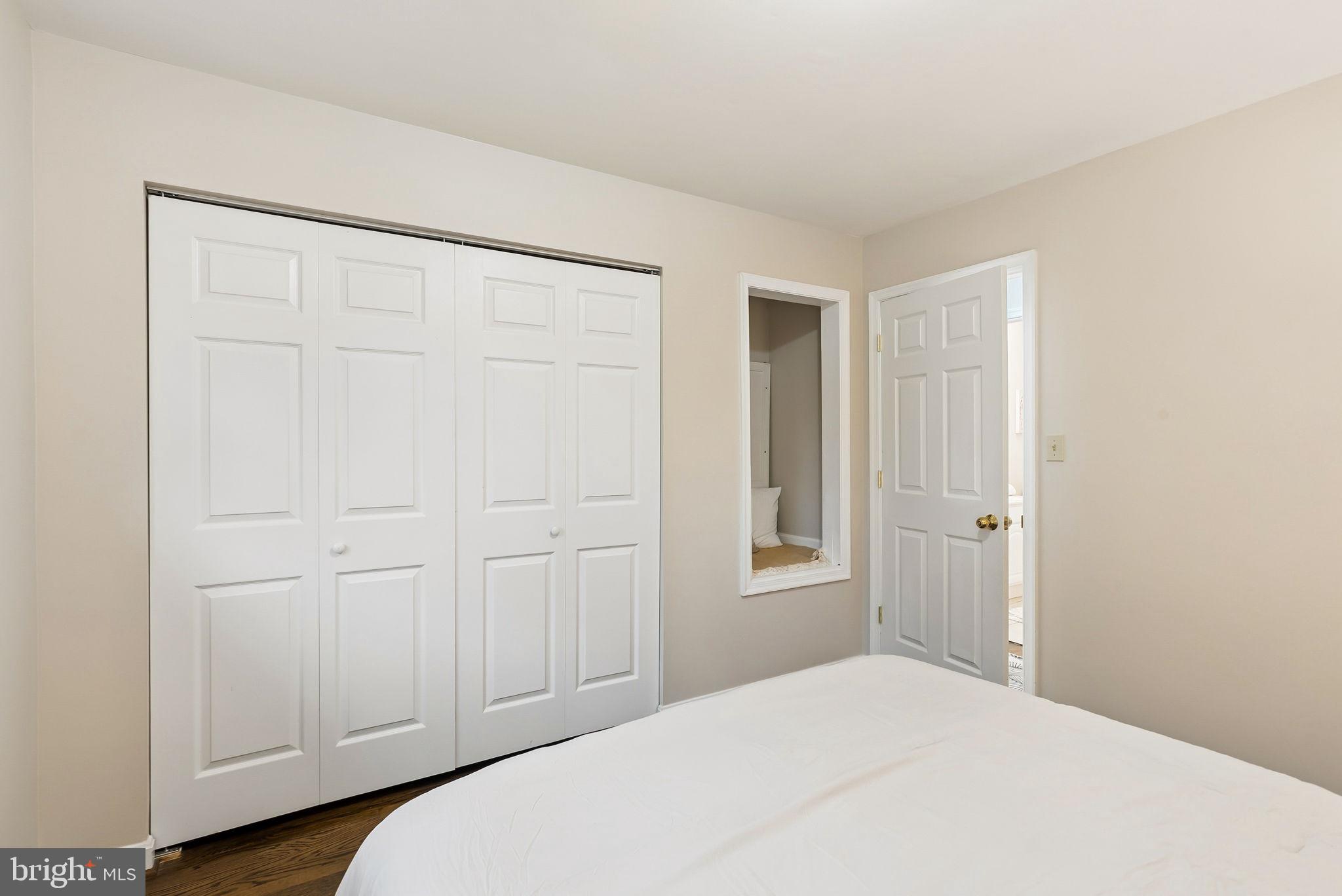 HILLSMERE SHORES - Residential
