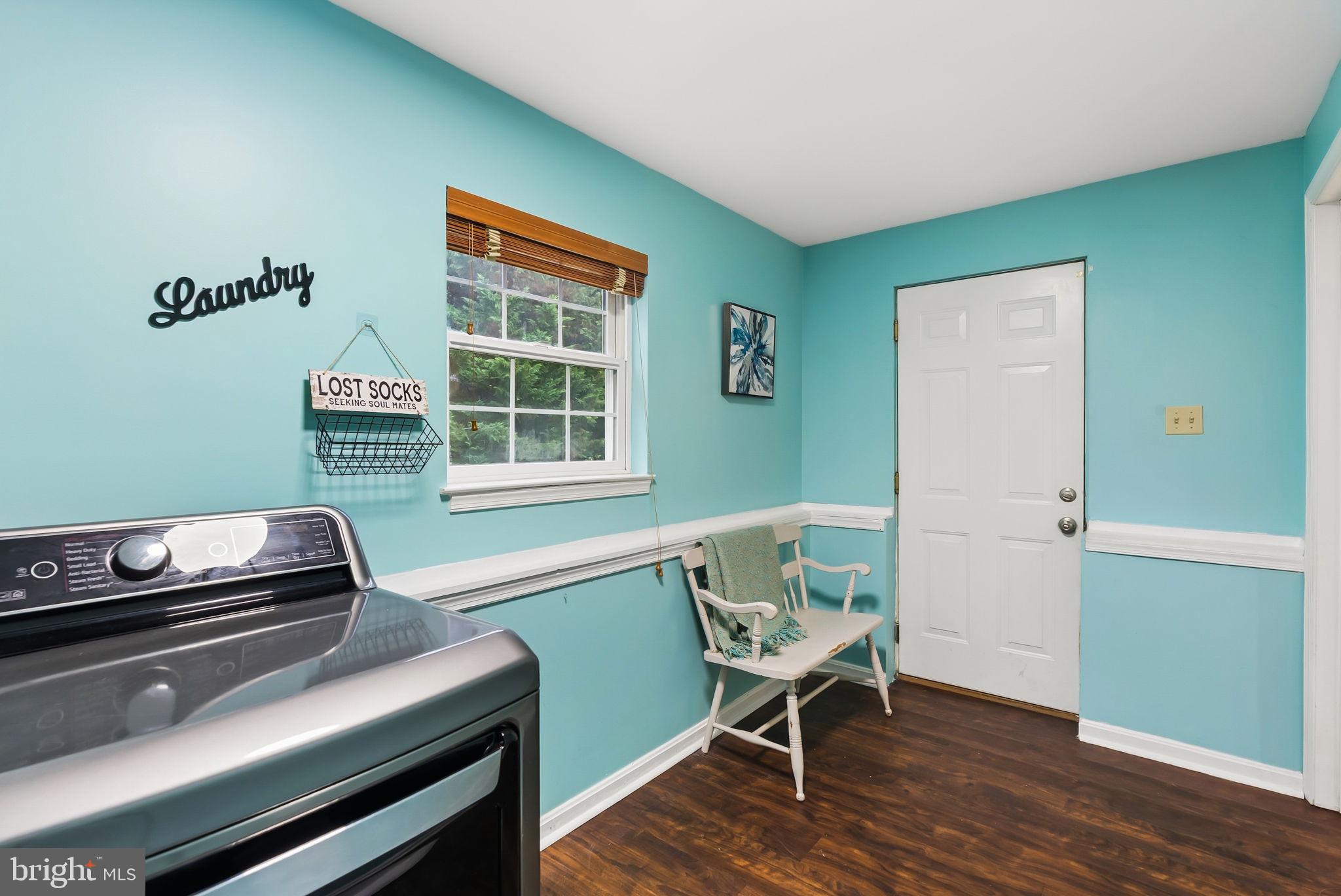 HILLSMERE SHORES - Residential