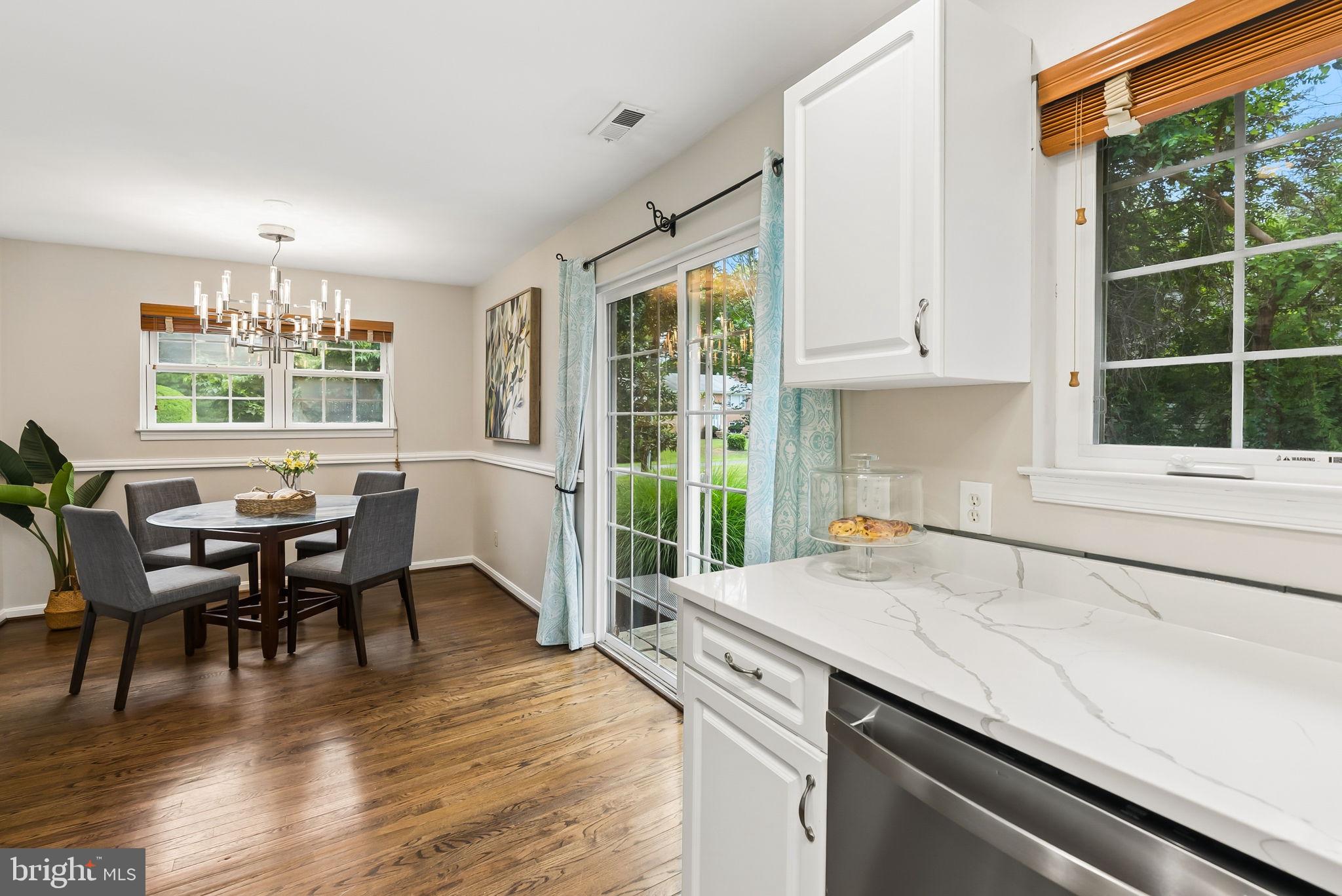 HILLSMERE SHORES - Residential