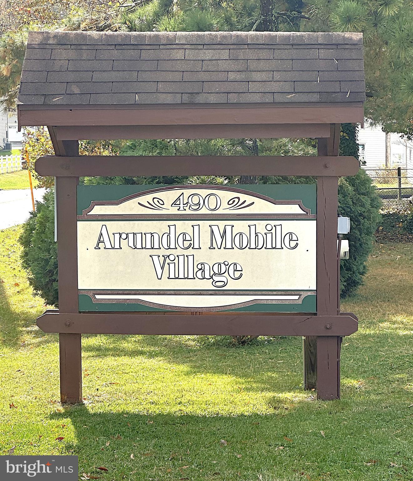 ARUNDEL MOBILE VILLAGE - Residential