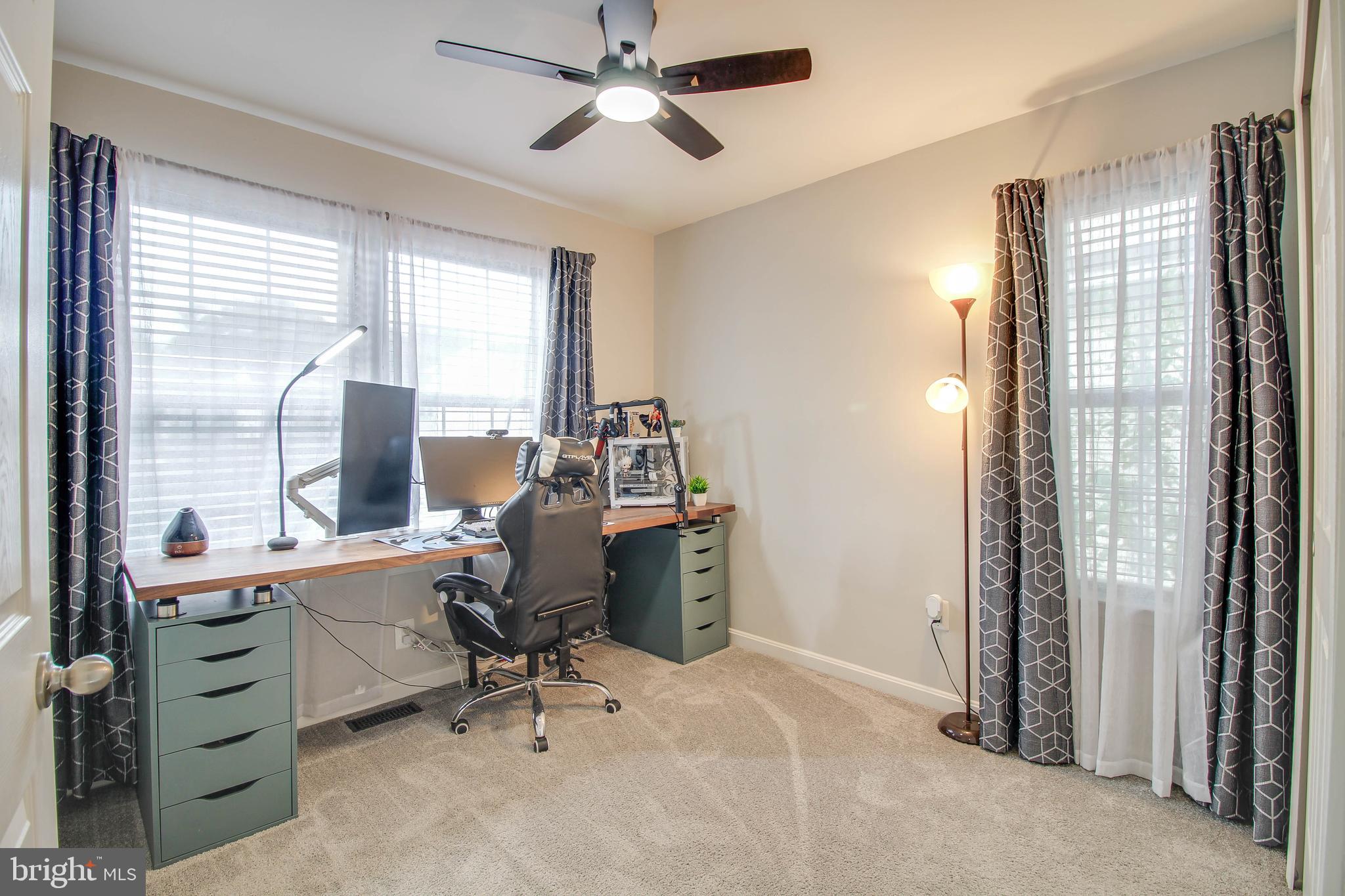 ELKRIDGE CROSSING - Residential