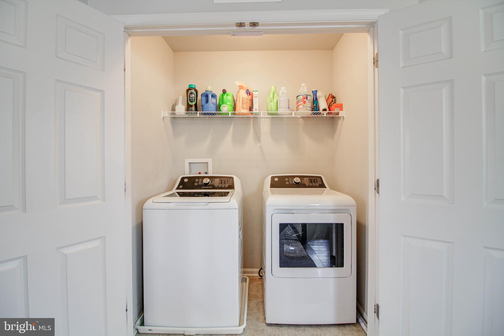 ELKRIDGE CROSSING - Residential