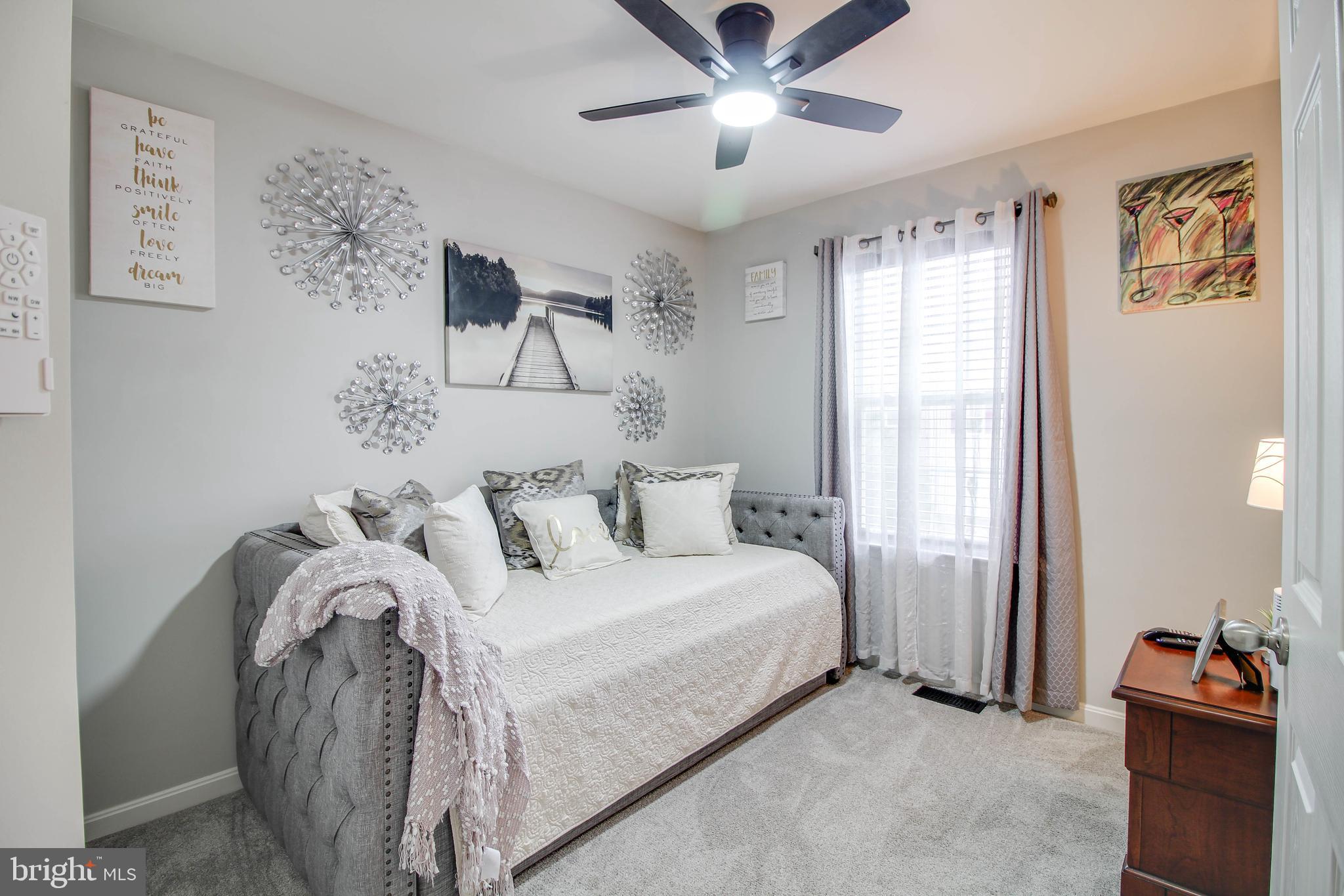 ELKRIDGE CROSSING - Residential