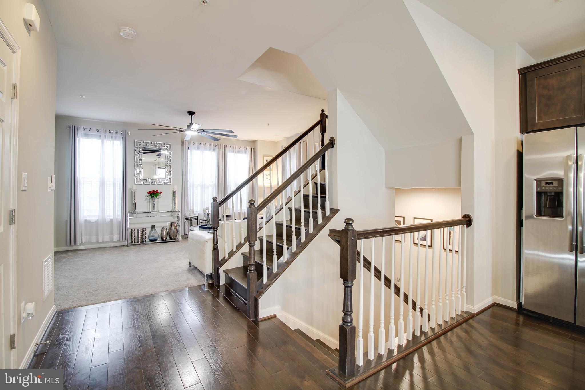 ELKRIDGE CROSSING - Residential