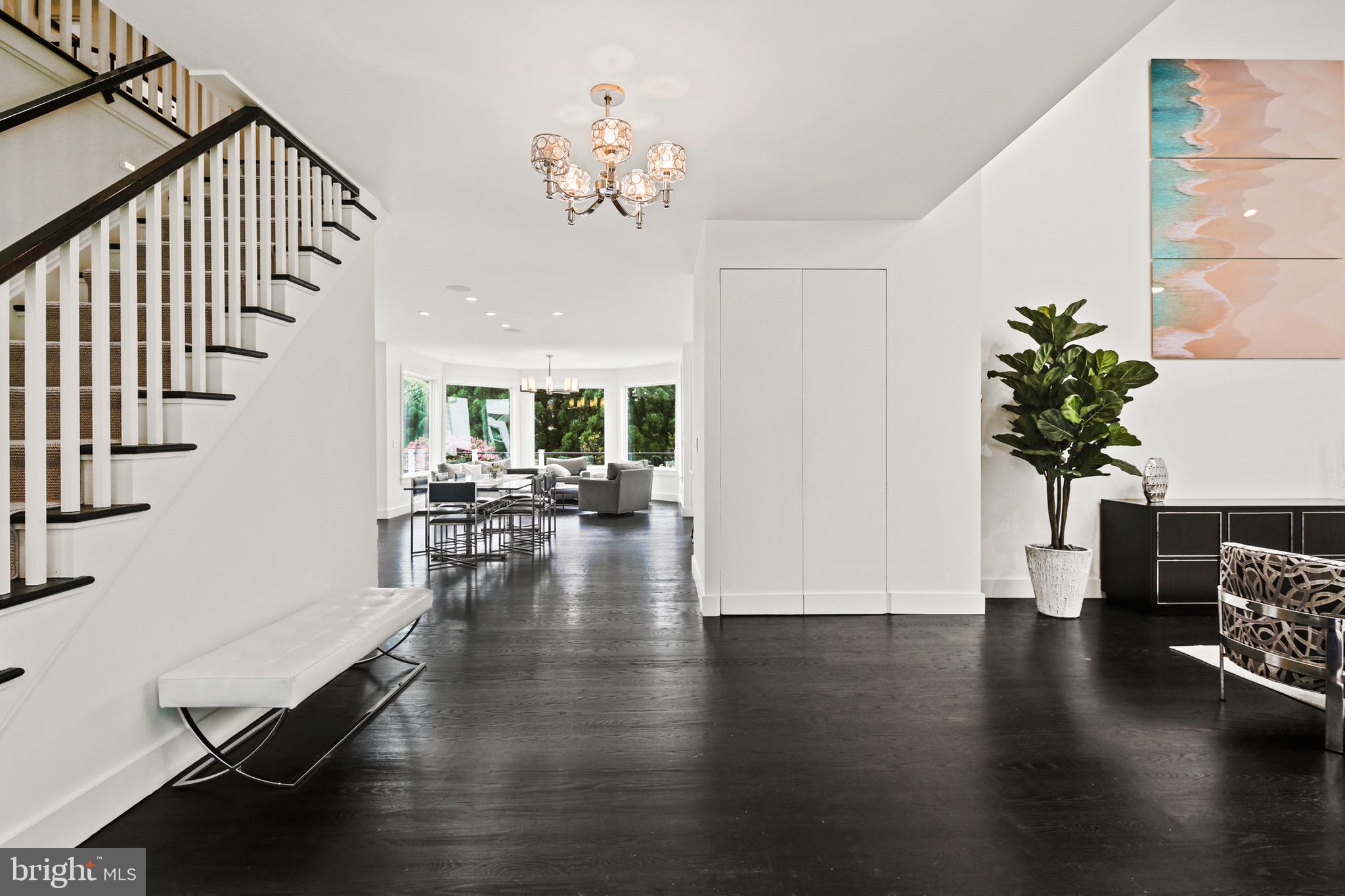 KENTSDALE ESTATES - Residential