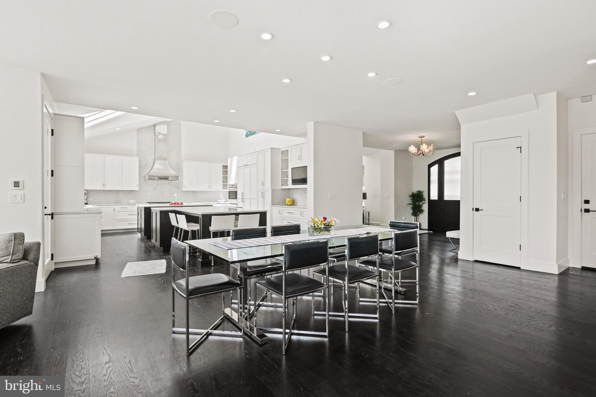 KENTSDALE ESTATES - Residential