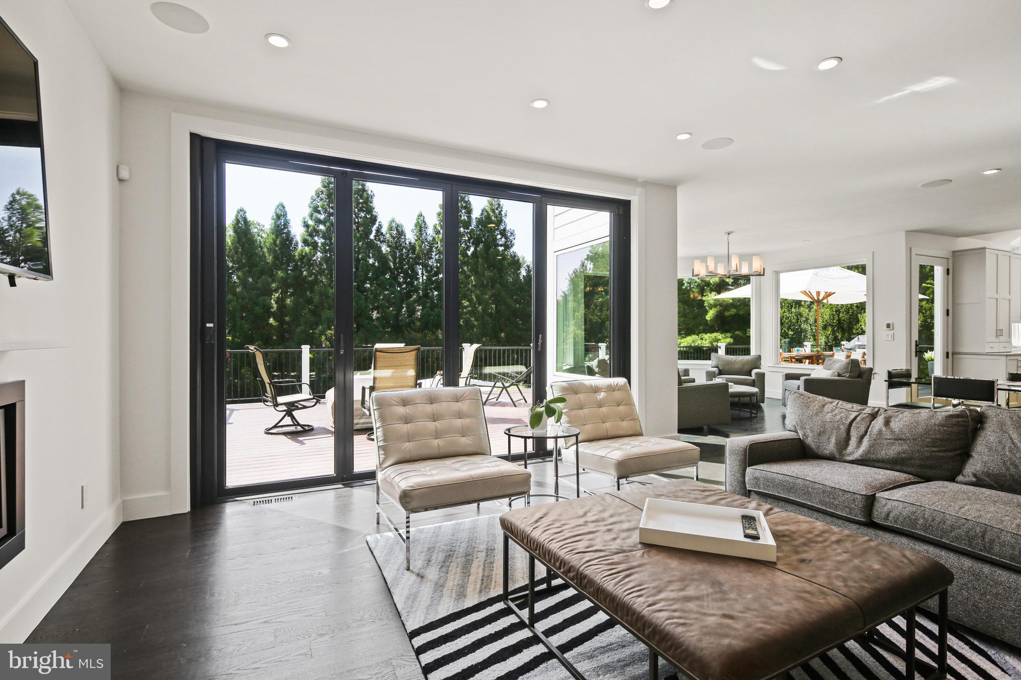 KENTSDALE ESTATES - Residential