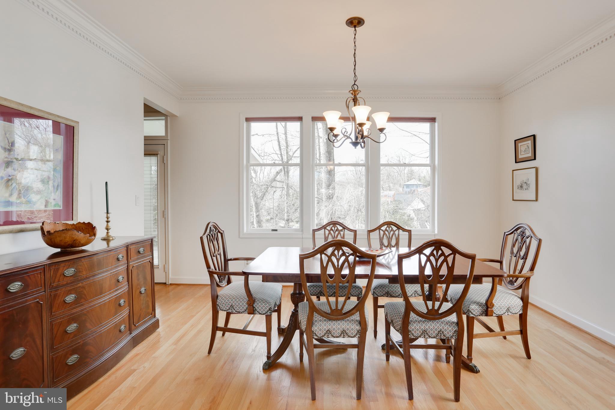 COUNTRY CLUB HILLS - Residential
