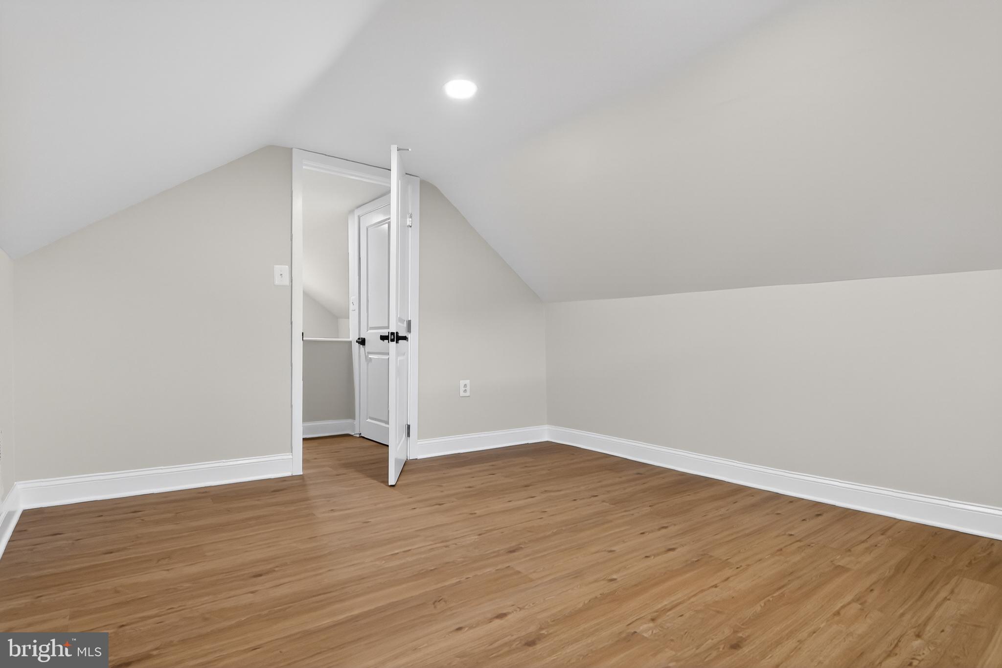LEWISDALE - Residential