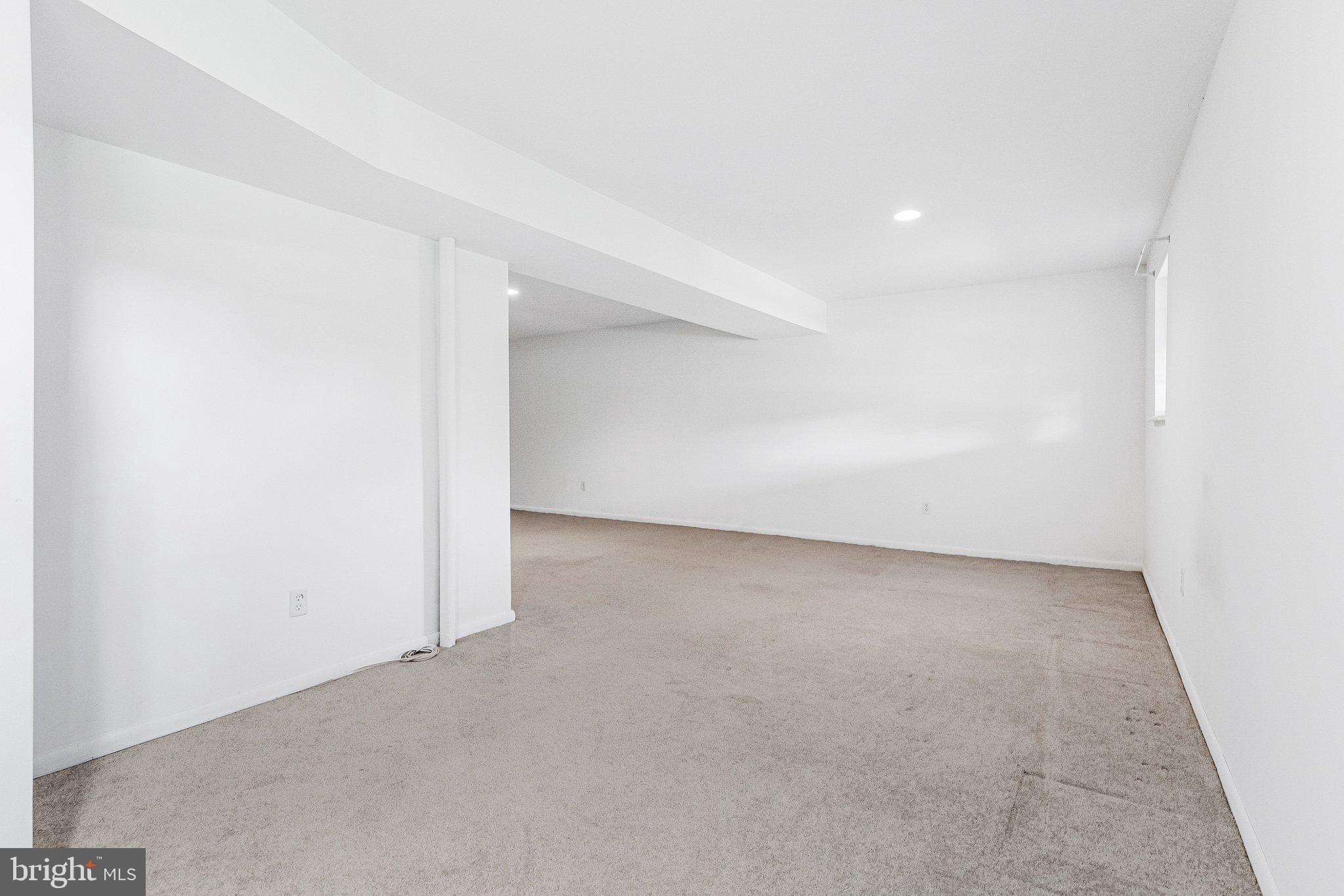 BROOKFIELD WOODS - Residential