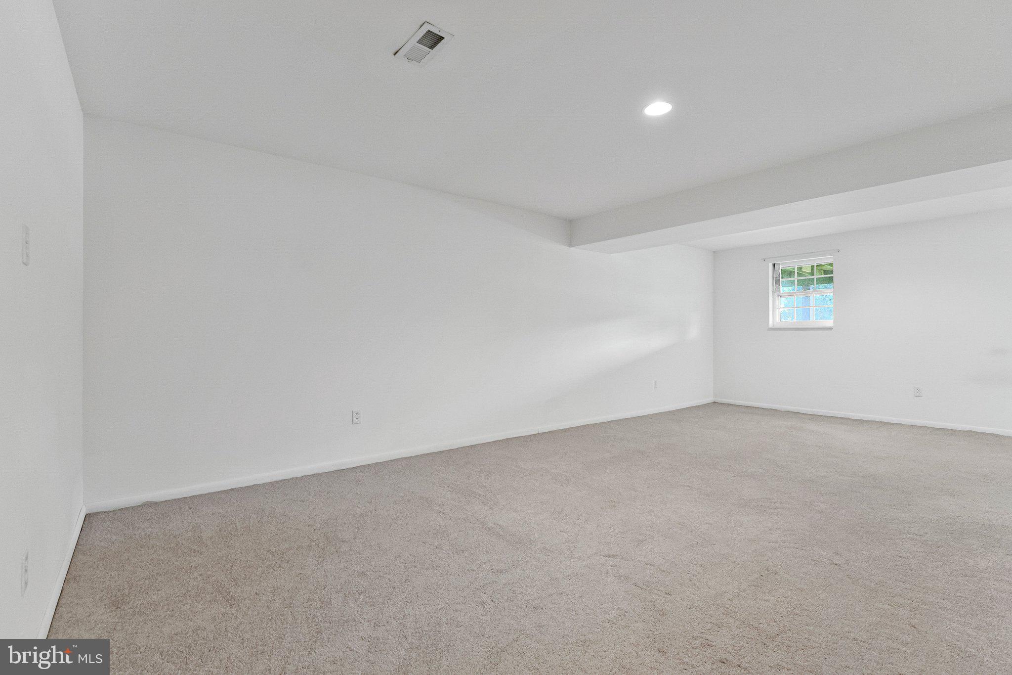 BROOKFIELD WOODS - Residential