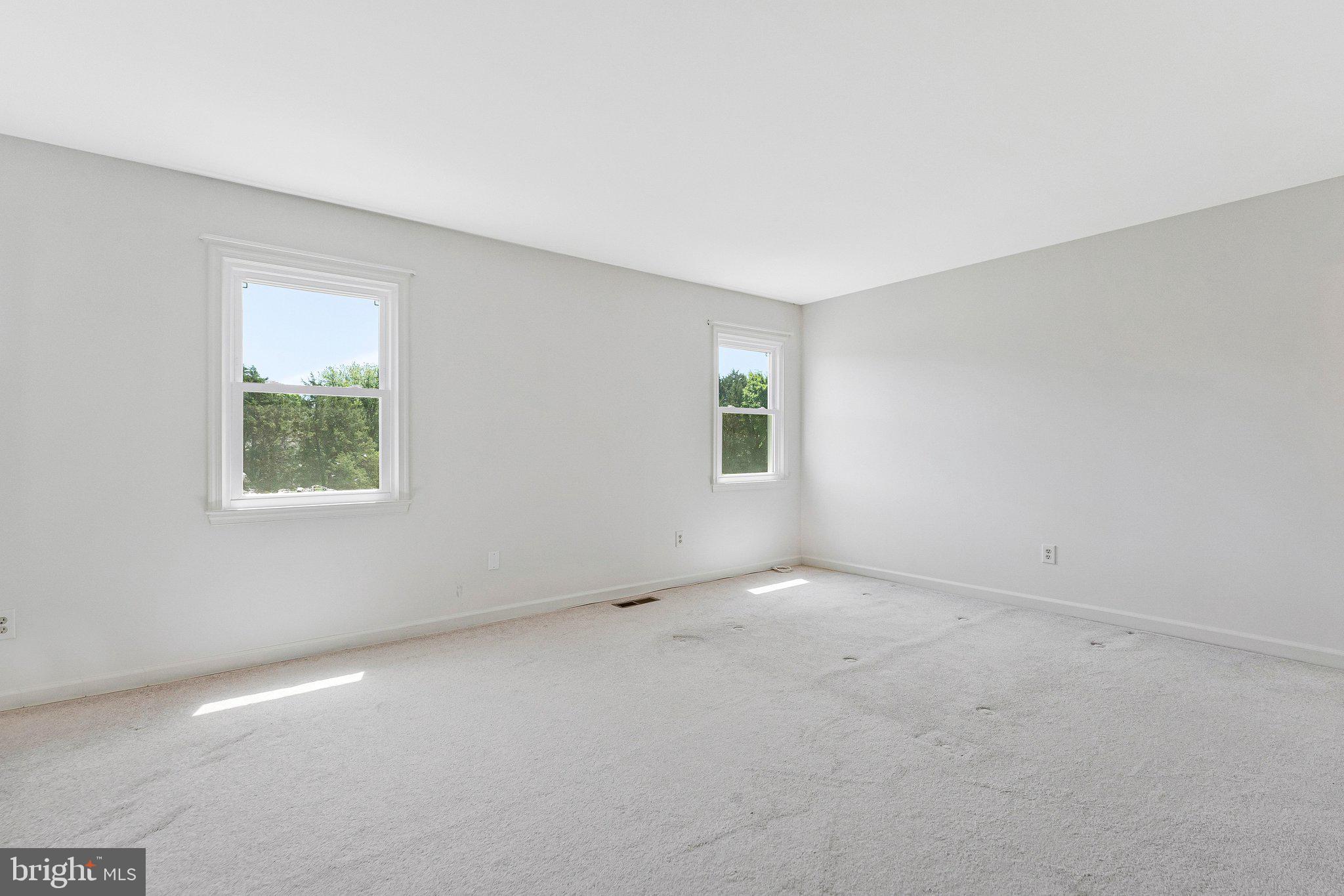 BROOKFIELD WOODS - Residential