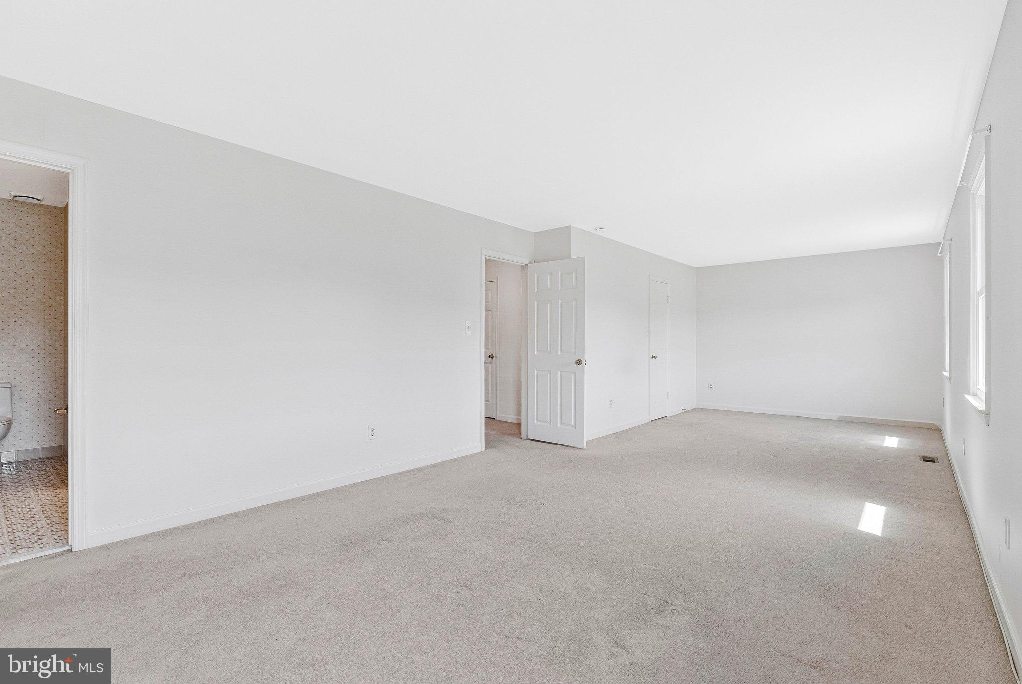 BROOKFIELD WOODS - Residential