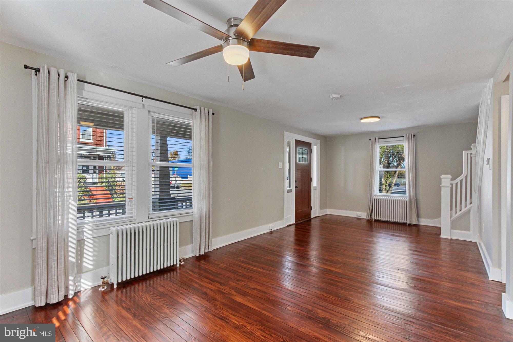 NORTH YORK BORO - Residential