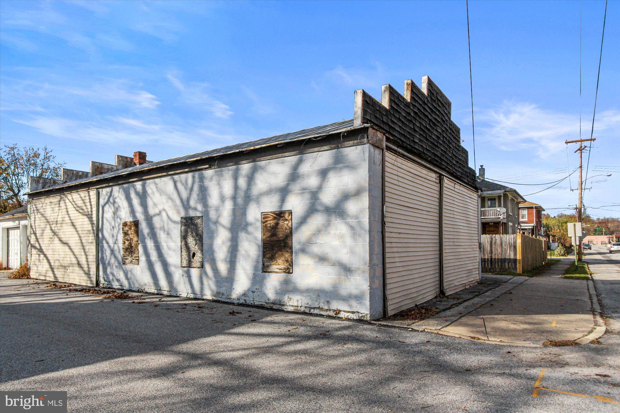 NORTH YORK BORO - Residential