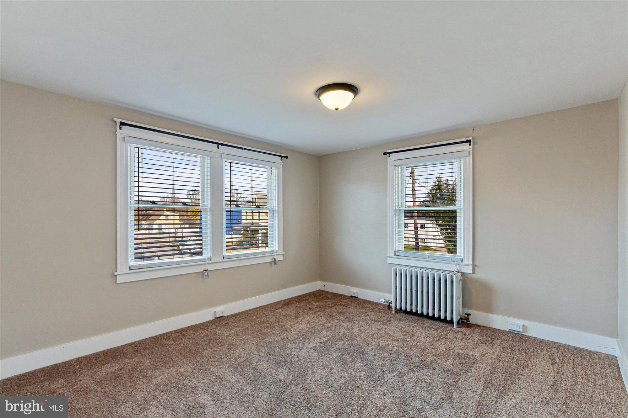 NORTH YORK BORO - Residential